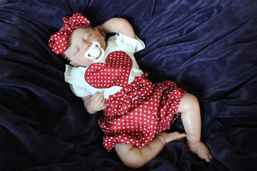 Lifelike Reborn Baby Doll 20” 2 to 8 Pounds Weighted Newborn Baby Girl/Boy Soft Heavy Baby Dolls For Children Child Friendly Gifts For Girls